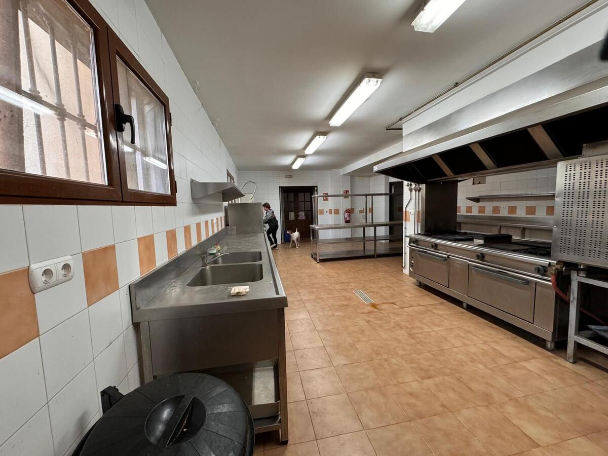 REBVGR0939 – Granada Area – Hotel for Sale