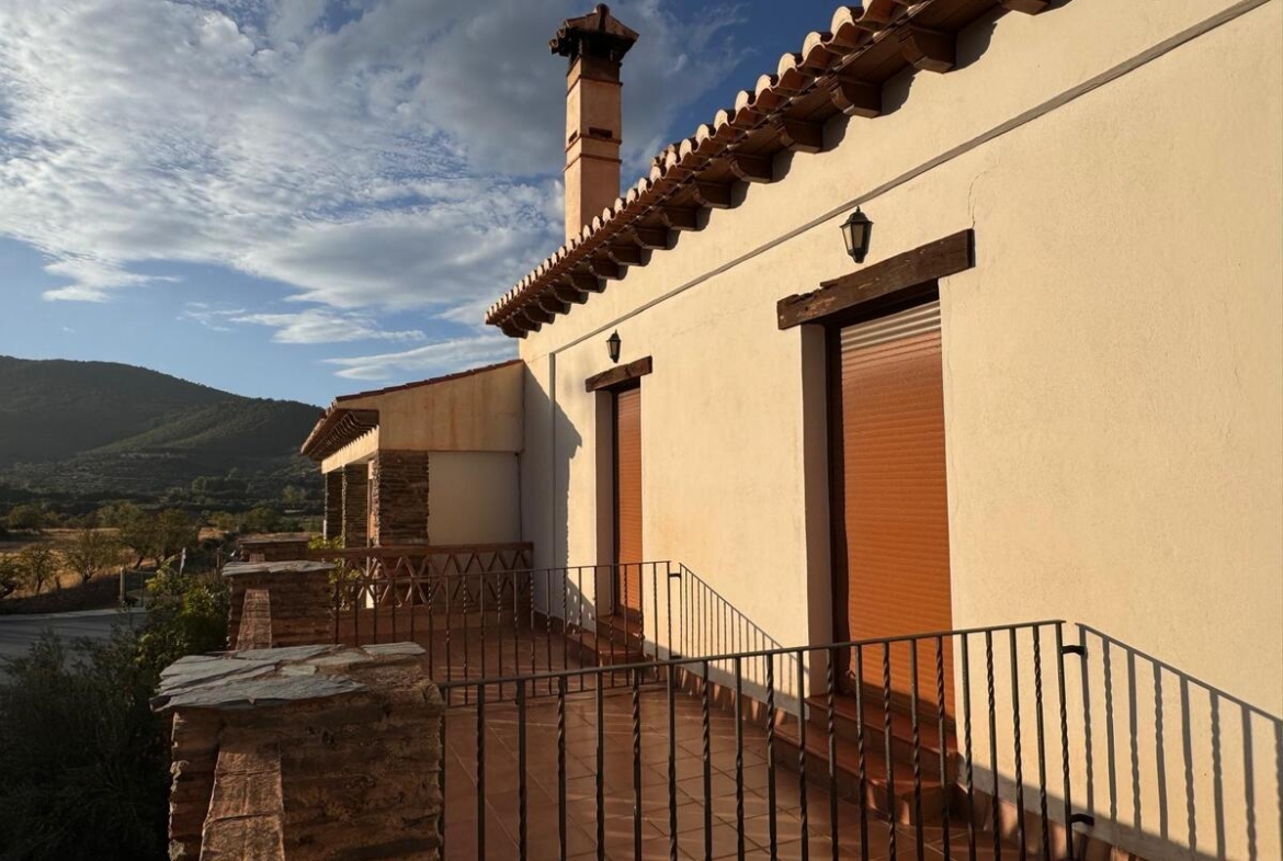 REBVGR0939 – Granada Area – Hotel for Sale
