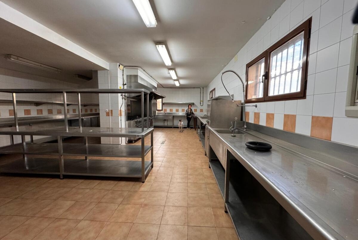 REBVGR0939 – Granada Area – Hotel for Sale