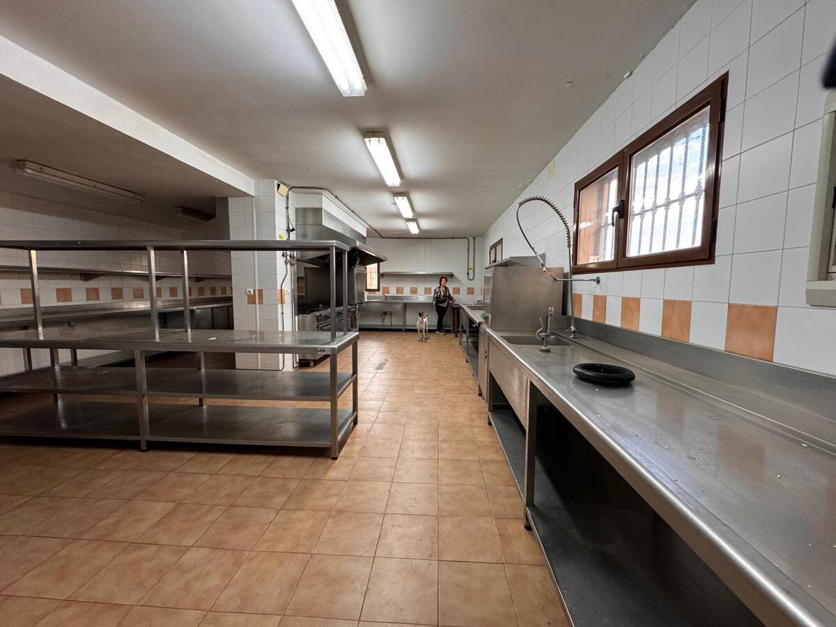 REBVGR0939 – Granada Area – Hotel for Sale