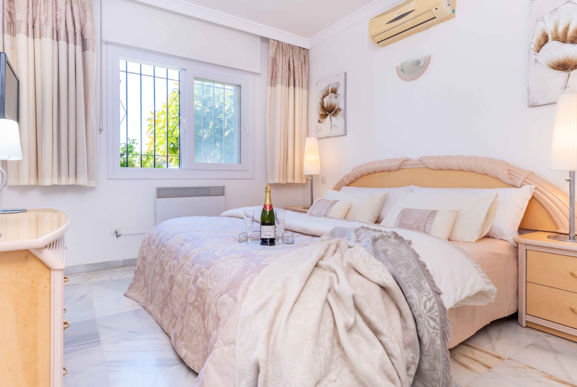REBV0941 2 bed ground floor apartment for sale in Pueblo Cortes del Golf, El Paraiso