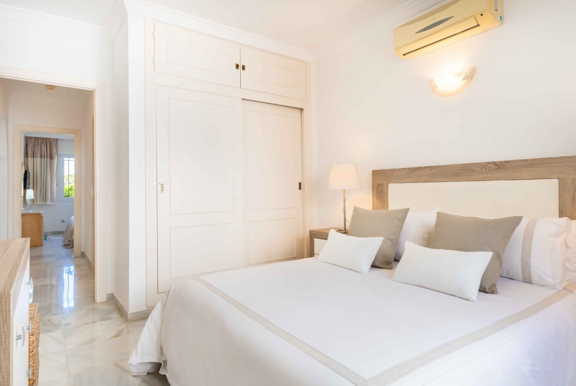 REBV0941 2 bed ground floor apartment for sale in Pueblo Cortes del Golf, El Paraiso