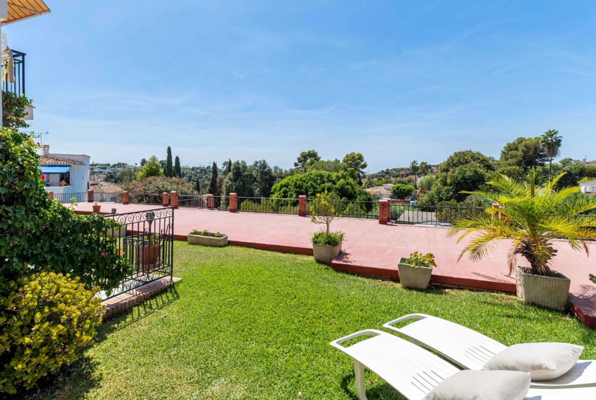 REBV0941 2 bed ground floor apartment for sale in Pueblo Cortes del Golf, El Paraiso