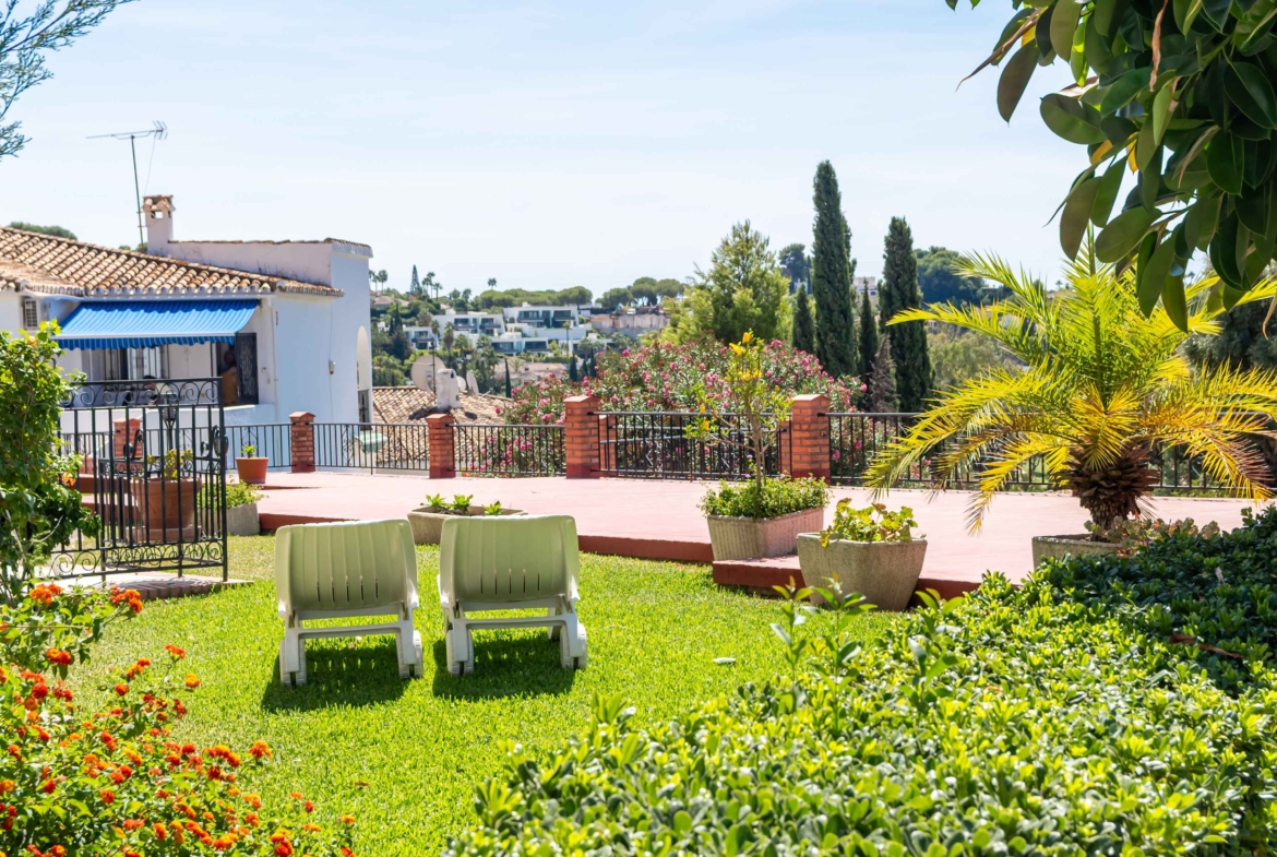 REBV0941 2 bed ground floor apartment for sale in Pueblo Cortes del Golf, El Paraiso