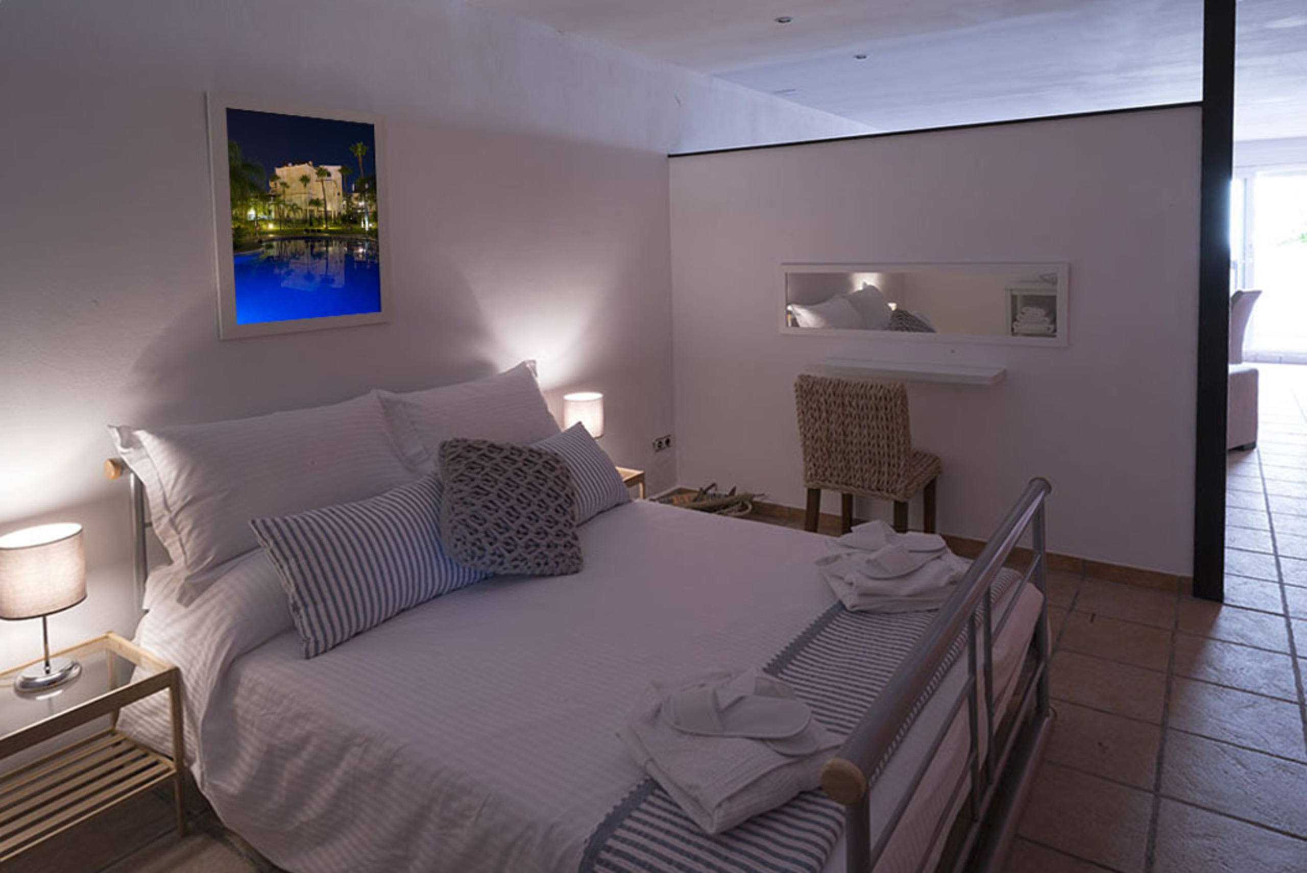 REBV0944 – Spacious ground floor apartment with extra level, private parking space in Campanario