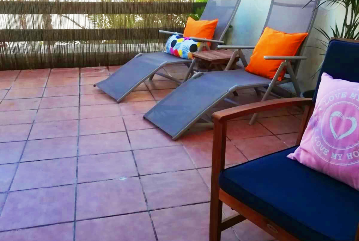 REBV0944 – Spacious ground floor apartment with extra level, private parking space in Campanario